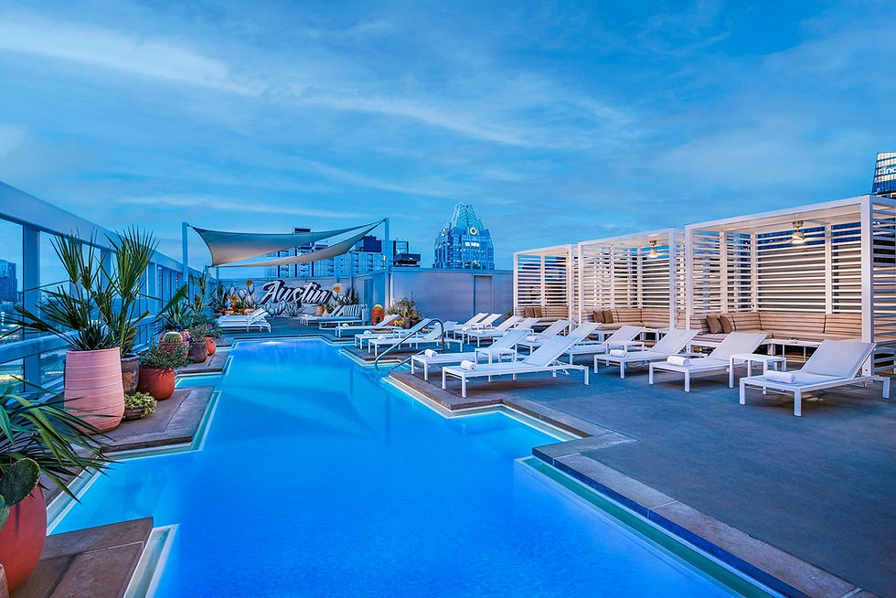 AustinCentre-rooftop-pool
